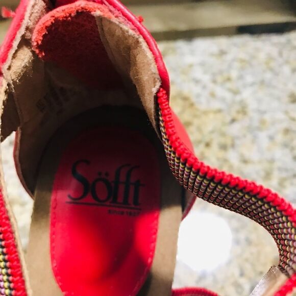 Sofft Red Wedge Sandals  - Picture 8 of 8